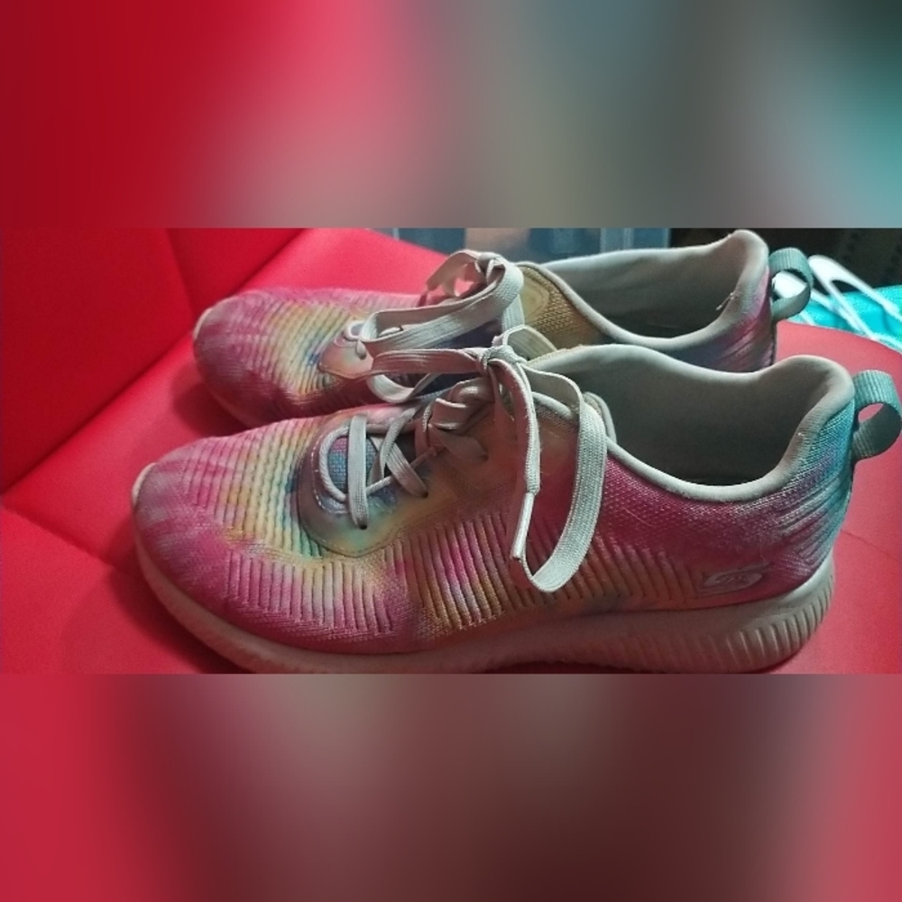 Bob's Skechers Tie Dye shoes. Size 7.5. Pre-owned. Good condition.